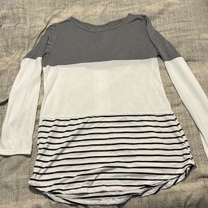 Beautiful dressy top!!